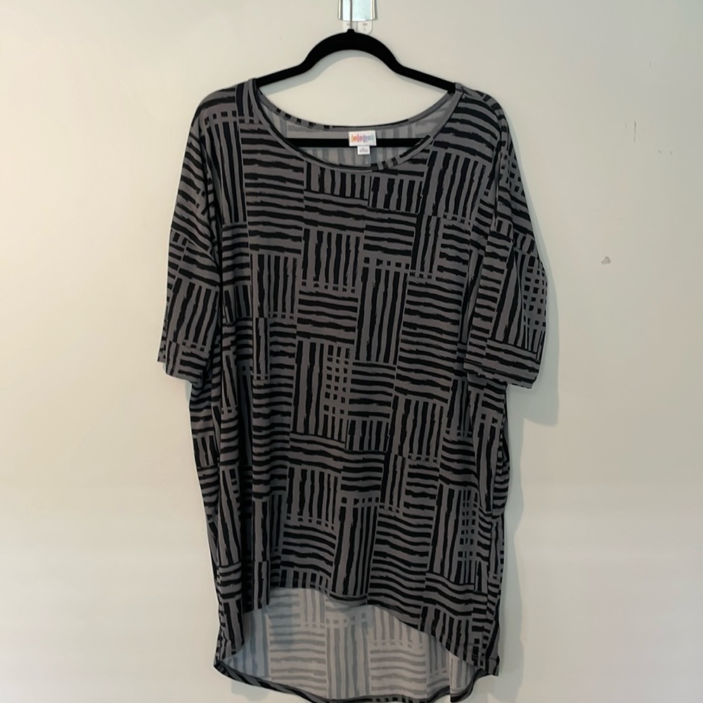LuLaRoe patterned black T shirt